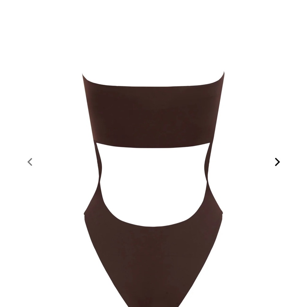 Myra Swim Chic Black Strapless Swimsuit with open back!Camel!Aloe is the style - Picture 2 of 6